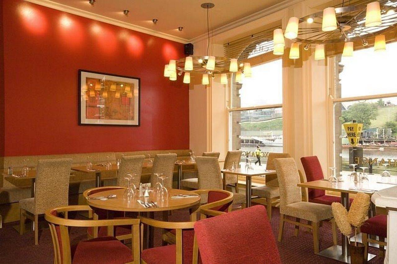 Premier Inn Newcastle Quayside Екстериор снимка